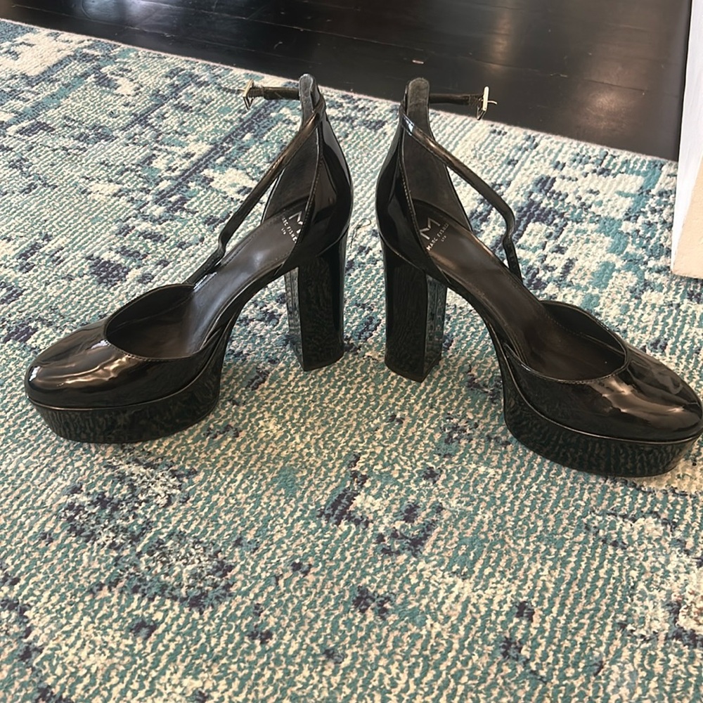 Marc Fisher patent leather block heels 7.5